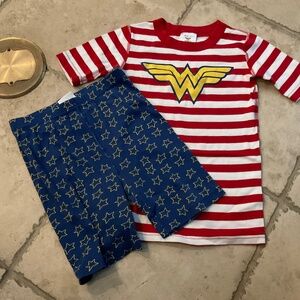 Hanna Andersson Wonder Woman Girls Pajama Set, Red, Blue, 150 (12)
